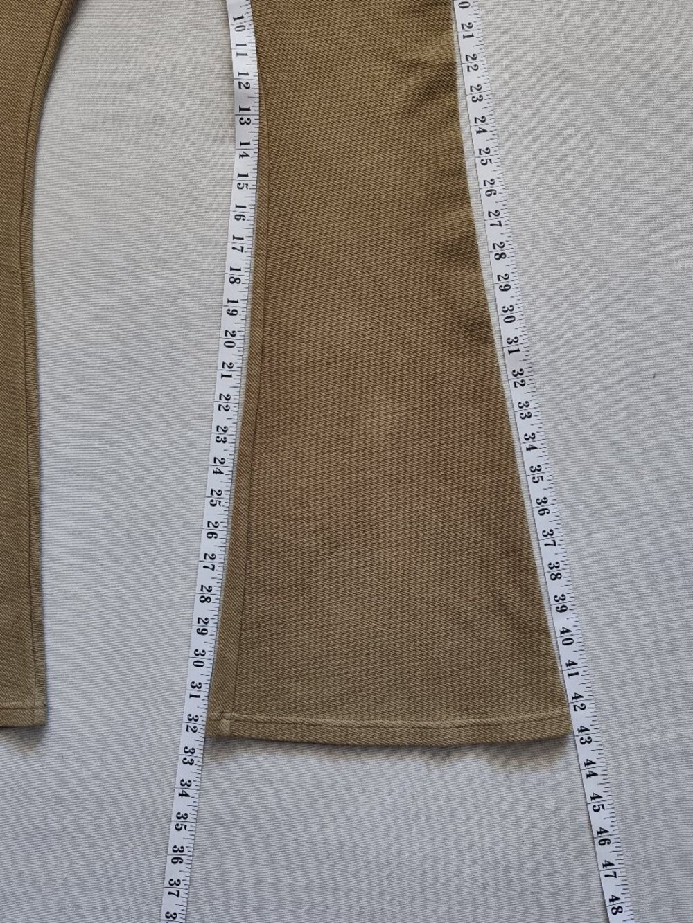 OFFLINE by Aerie Hi-Rise Flare Leggings Ribbed Textured Tan Brown Size M NWT - Picture 3 of 14